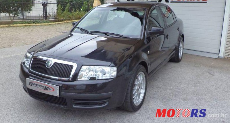 2005' Skoda Superb photo #2