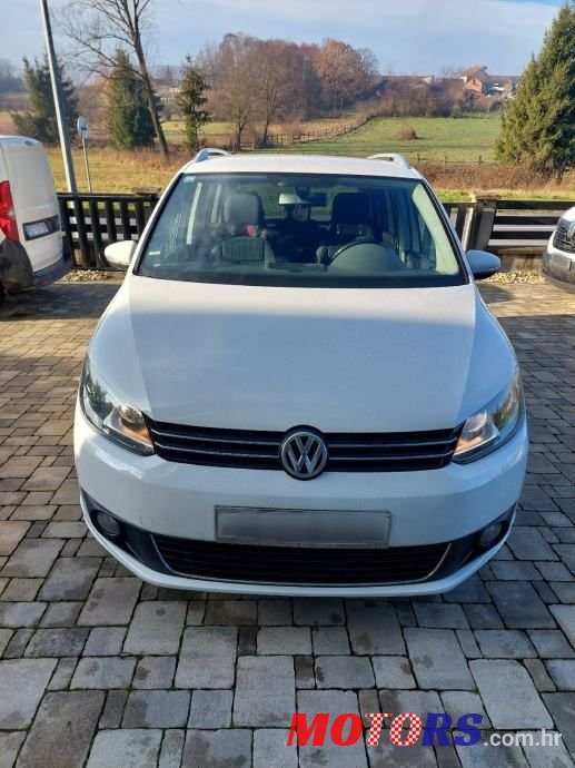 2013' Volkswagen Touran 1,6 Tdi photo #1