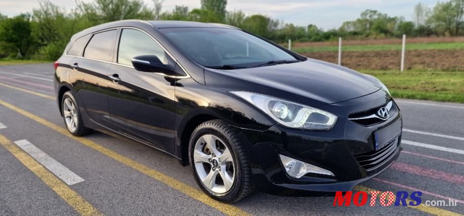 2011' Hyundai i40 1,7 Crdi photo #2