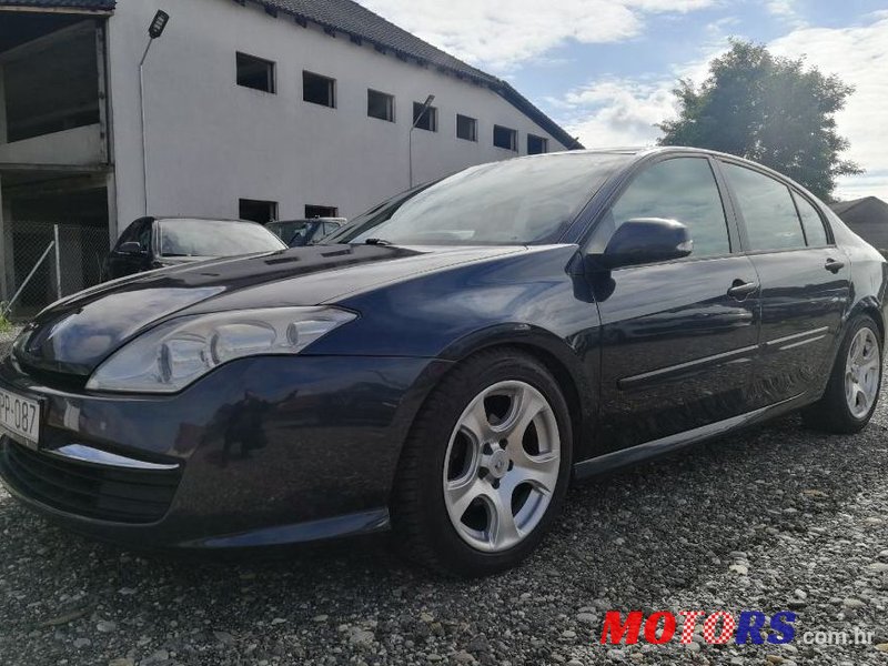 2008' Renault Laguna 1,5 Dci photo #1