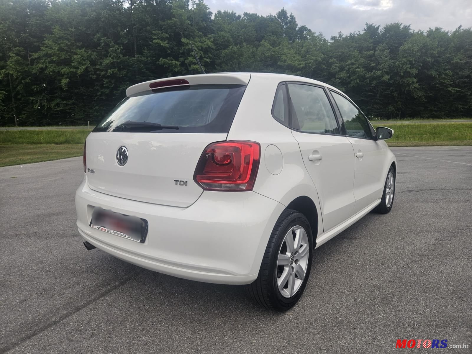 2010' Volkswagen Polo 1,6 Tdi photo #5