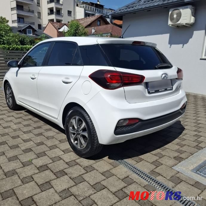 2019' Hyundai i20 1,0 T-Gdi photo #3