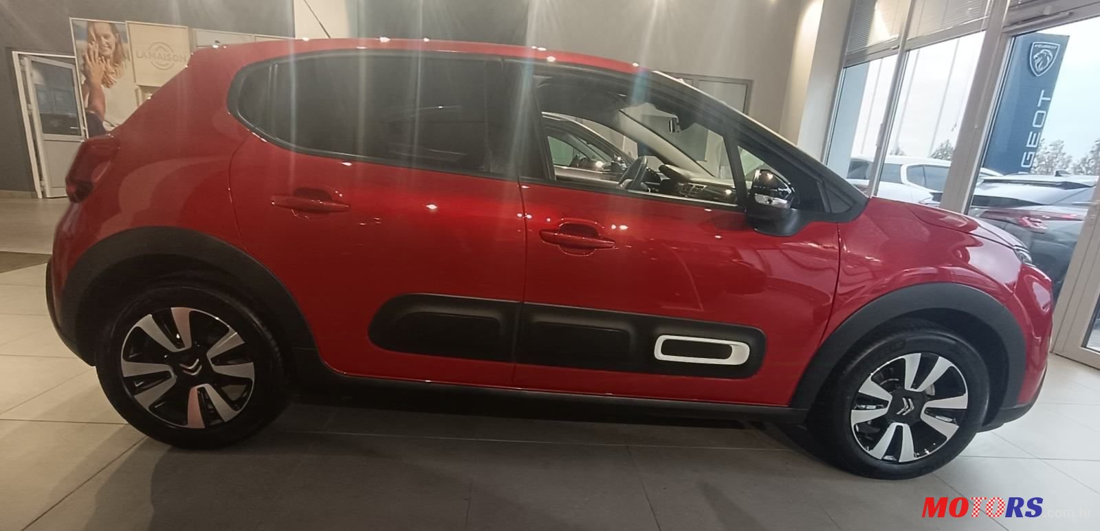 2024' Citroen C3 1,2 Puretech photo #4