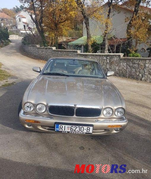 1999' Jaguar XJ Xj8 3,2 photo #1