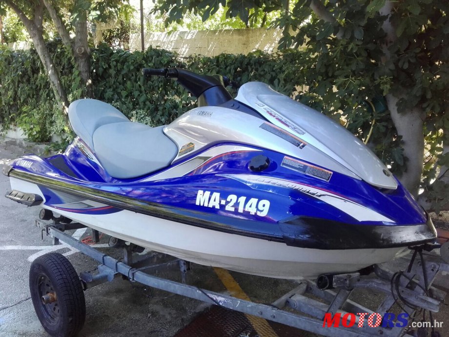 2004' Yamaha photo #1