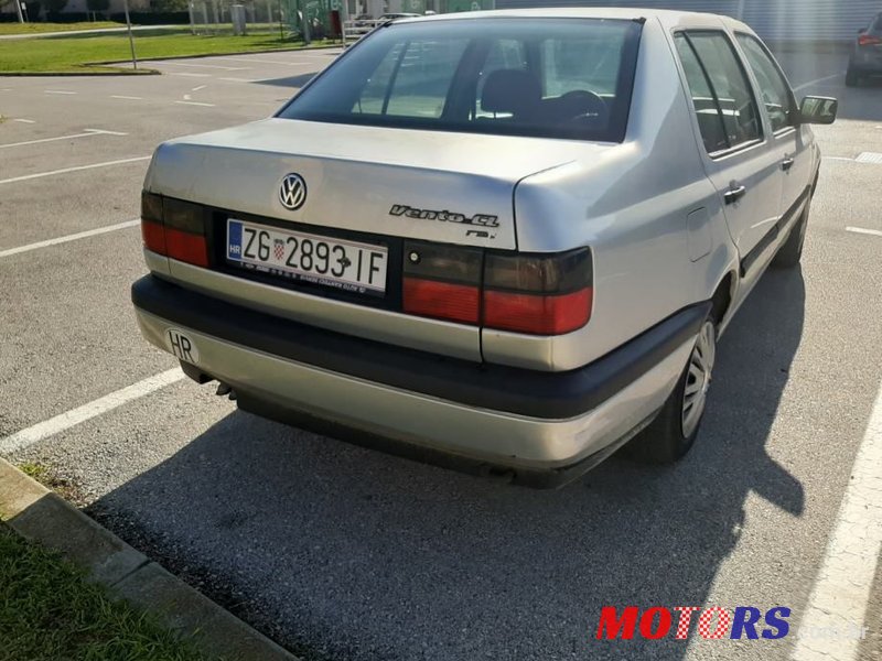 1997' Volkswagen Vento Cl Tdi photo #4
