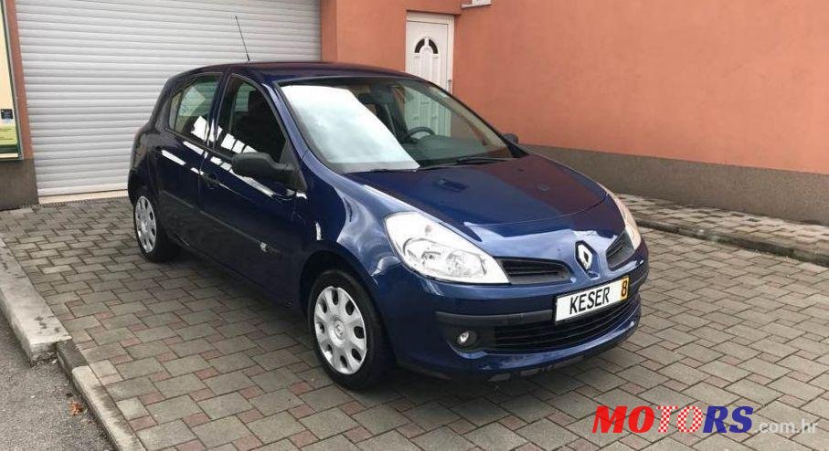 2006' Renault Clio 1,5 Dci photo #2