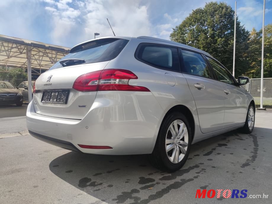 2015' Peugeot 308 Sw photo #4