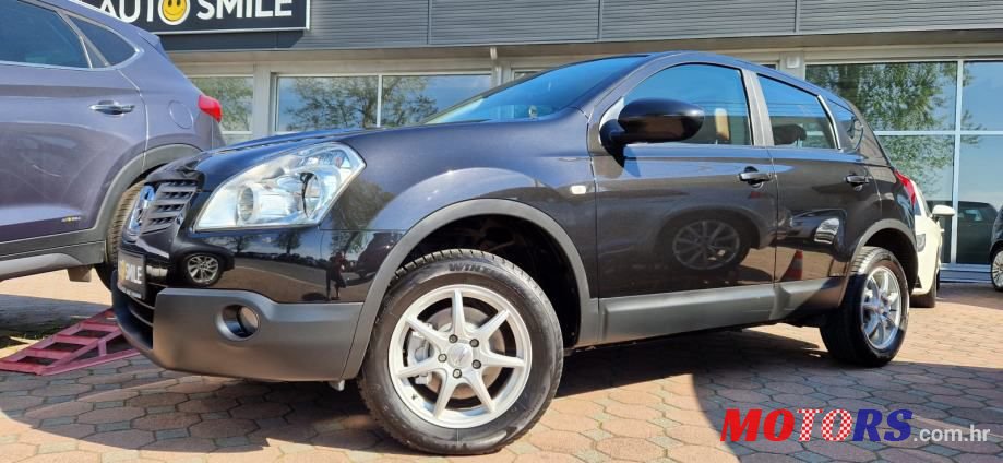 2010' Nissan Qashqai 1,5 Dci photo #2