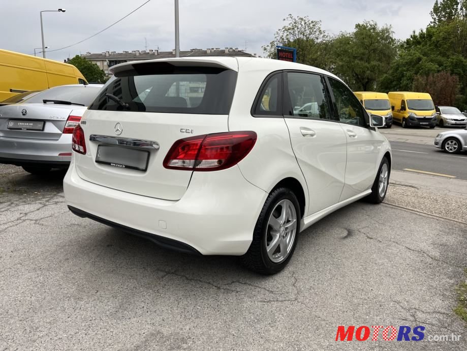2015' Mercedes-Benz B-Klasa 180 Cdi photo #6