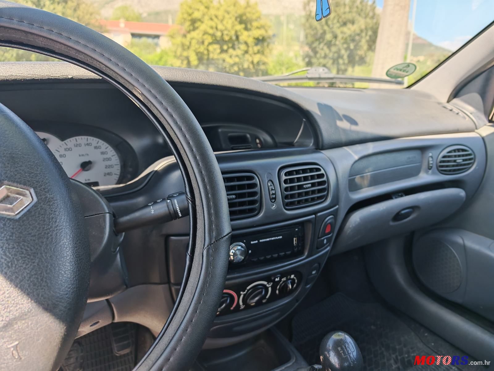 2000' Renault Megane Coupe 1,4 16V photo #6