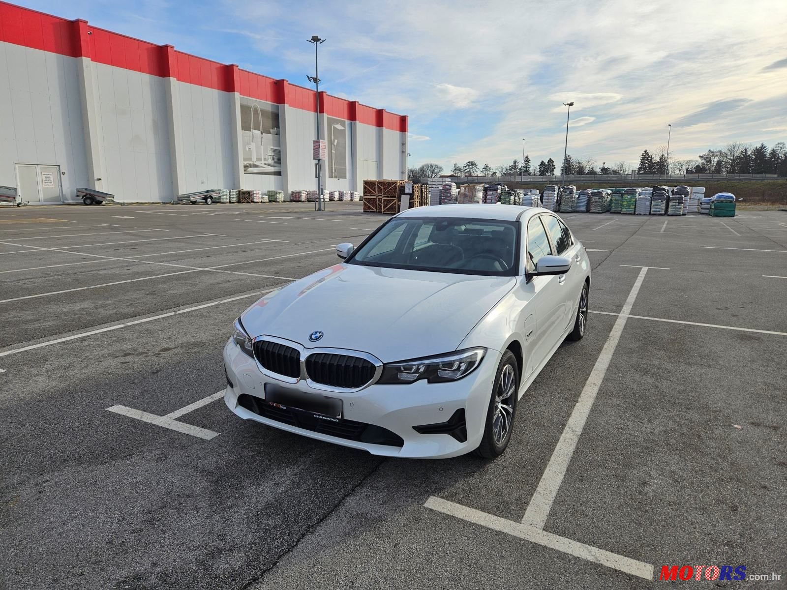 2021' BMW Serija 3 320E photo #2