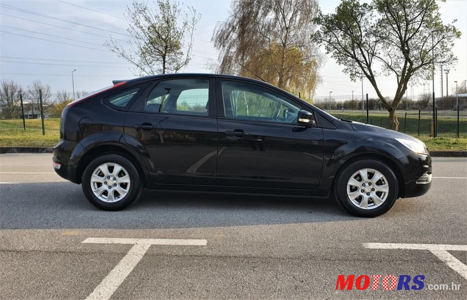 2008' Ford Focus photo #6