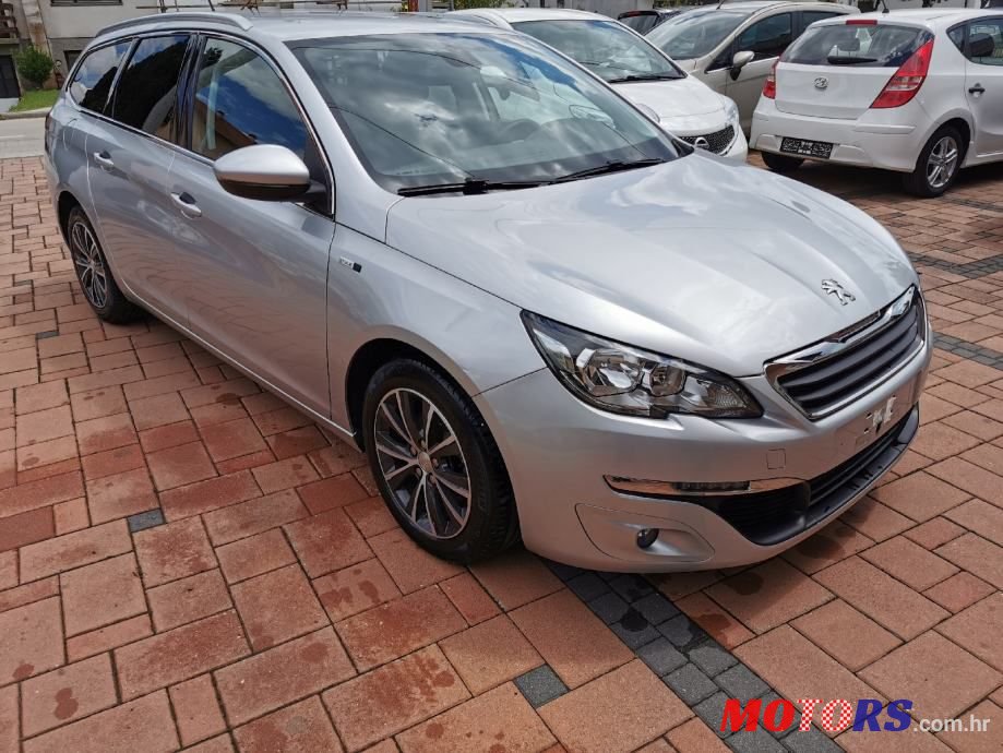 2015' Peugeot 308 Sw photo #4