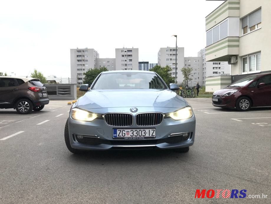 2012' BMW Serija 3 320Xd photo #1