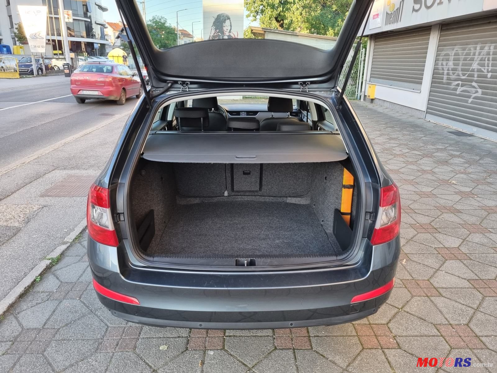 2015' Skoda Octavia Combi photo #6