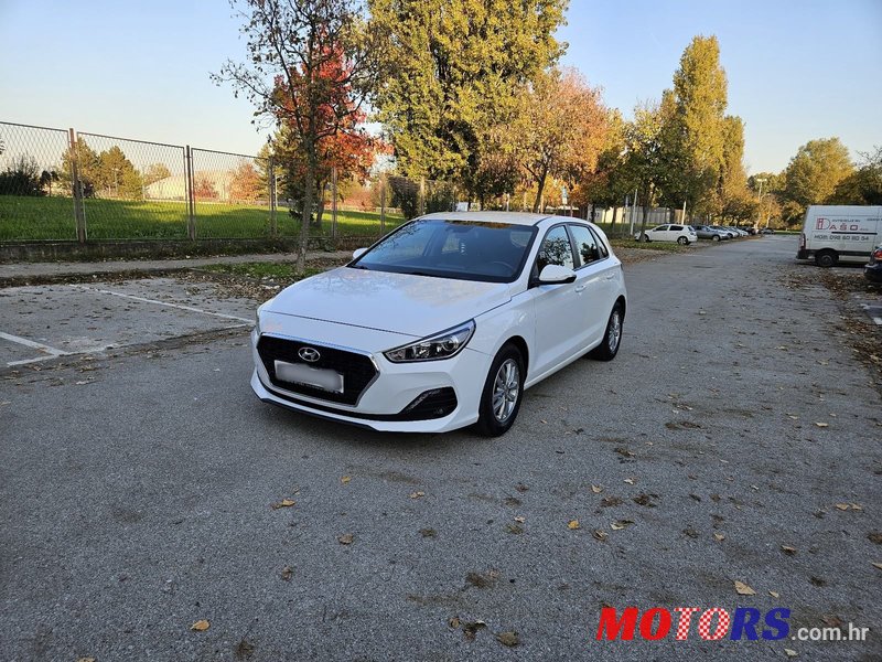 2020' Hyundai i30 1.0 T-Gdi photo #1