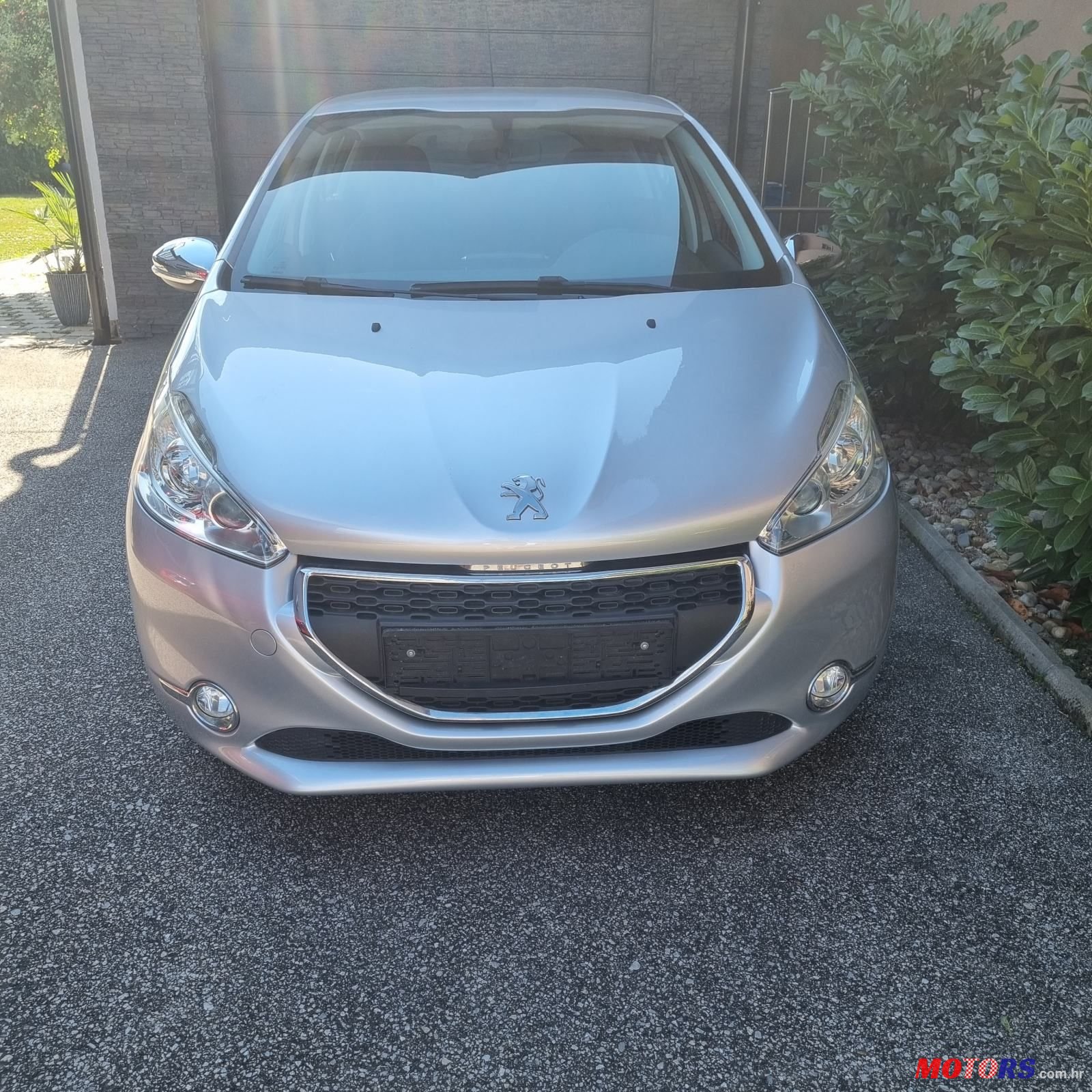 2014' Peugeot 208 1,2 Vti photo #5