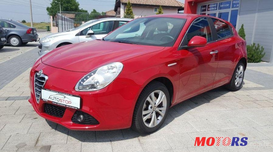 2013' Alfa Romeo Giulietta 1,6 D. N. A photo #2