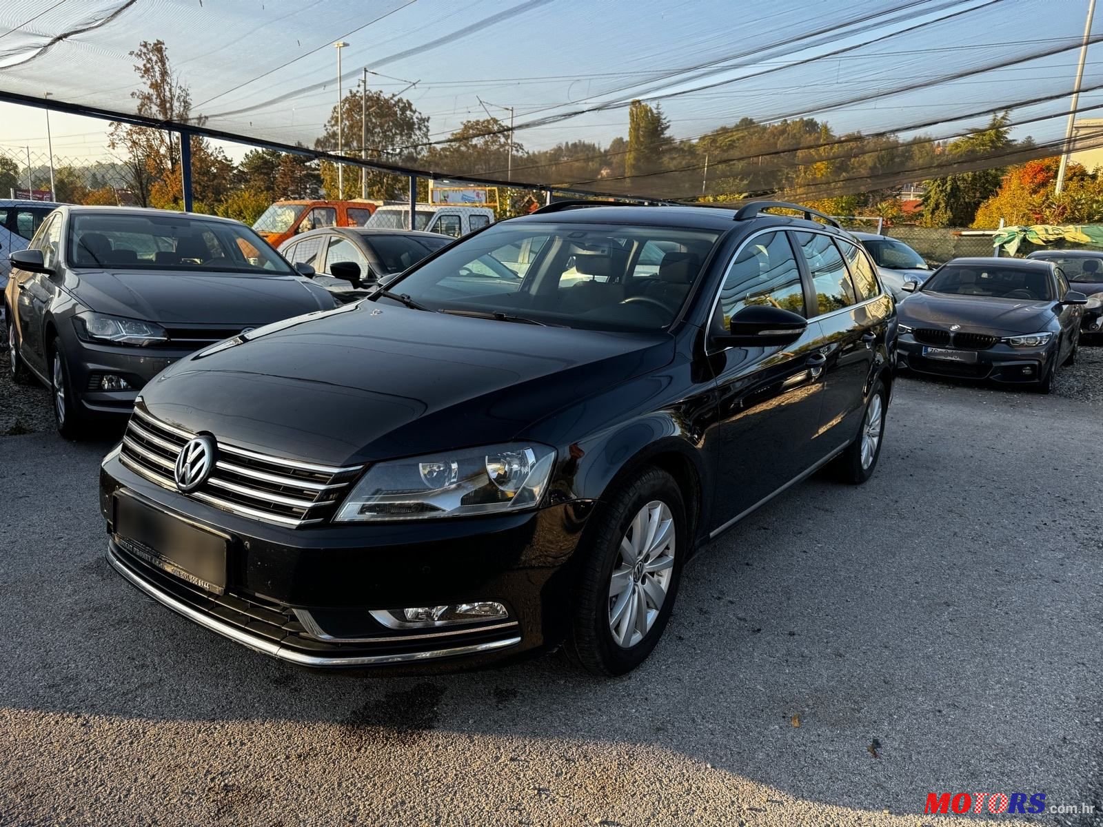 2013' Volkswagen Passat Variant photo #1