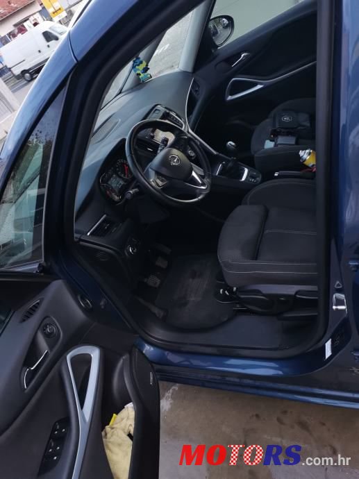 2017' Opel Zafira 1.6 Cdti photo #4
