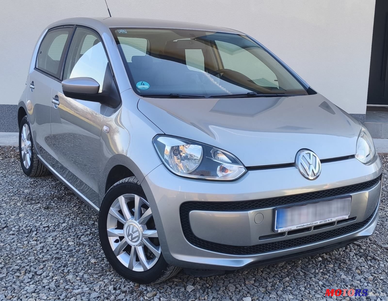 2013' Volkswagen Up! 1,0 Up! photo #2