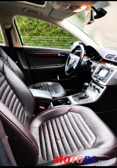 2013' Volkswagen Passat Variant photo #5