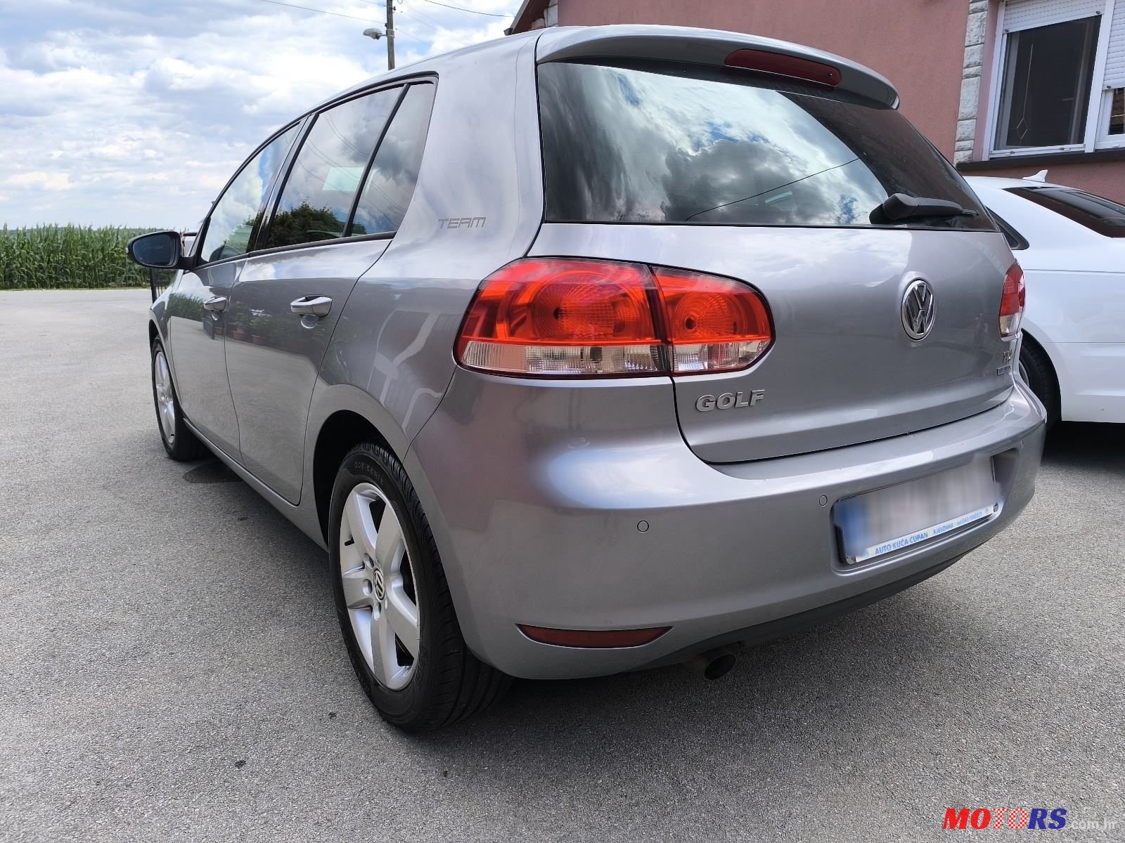 2010' Volkswagen Golf VI 1,6 Tdi photo #5