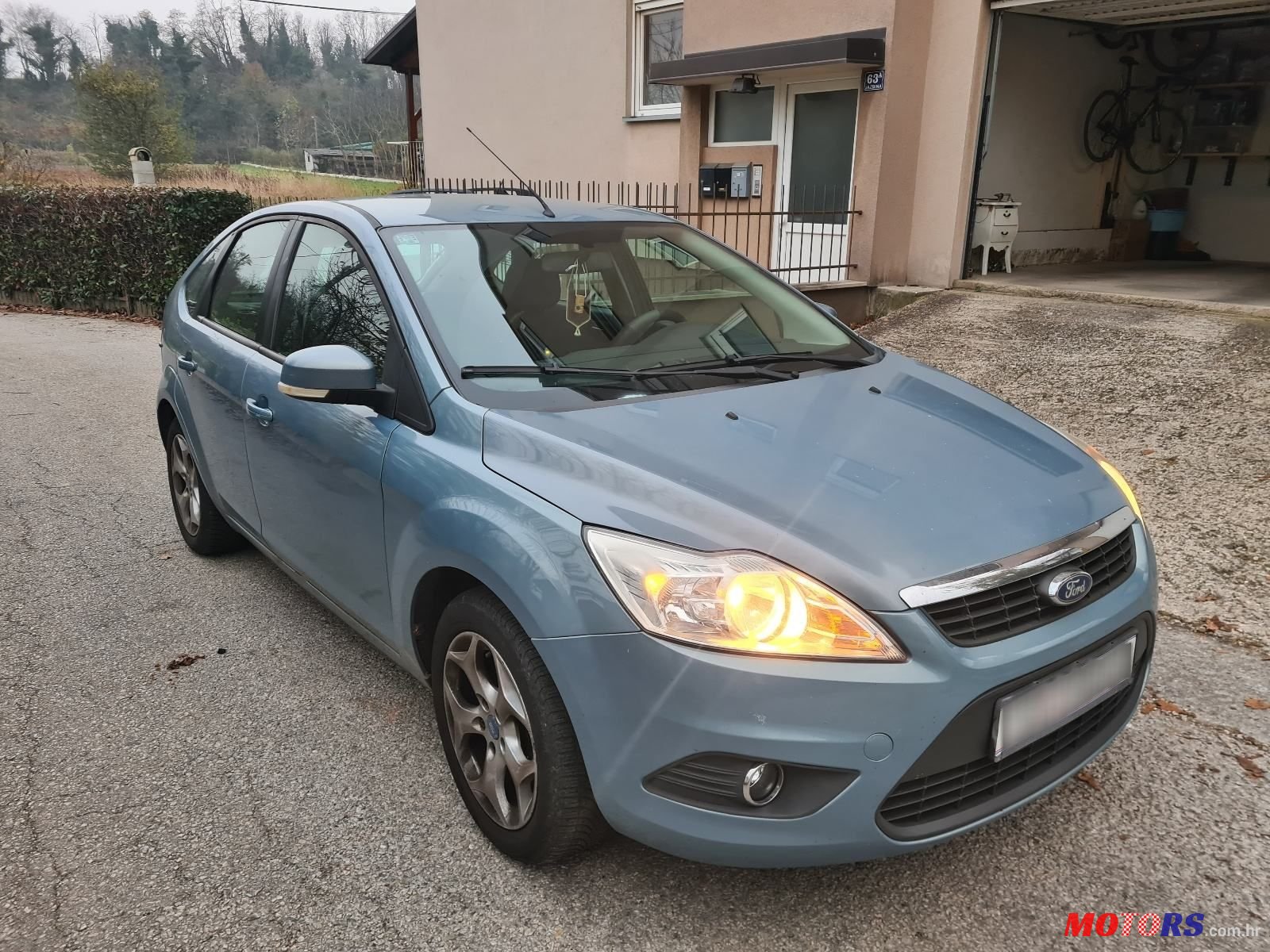 2009' Ford Focus 1,6 photo #1