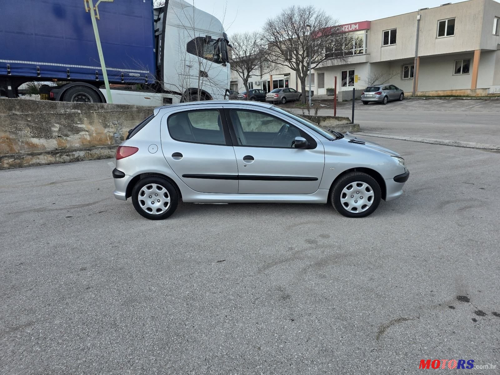 2009' Peugeot 206 206 1,4 photo #4