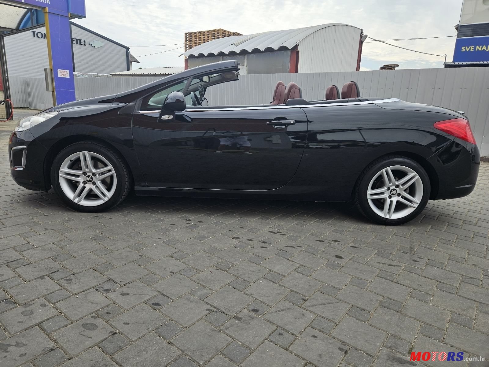 2011' Peugeot 308 1,6 16V Thp Sport photo #1