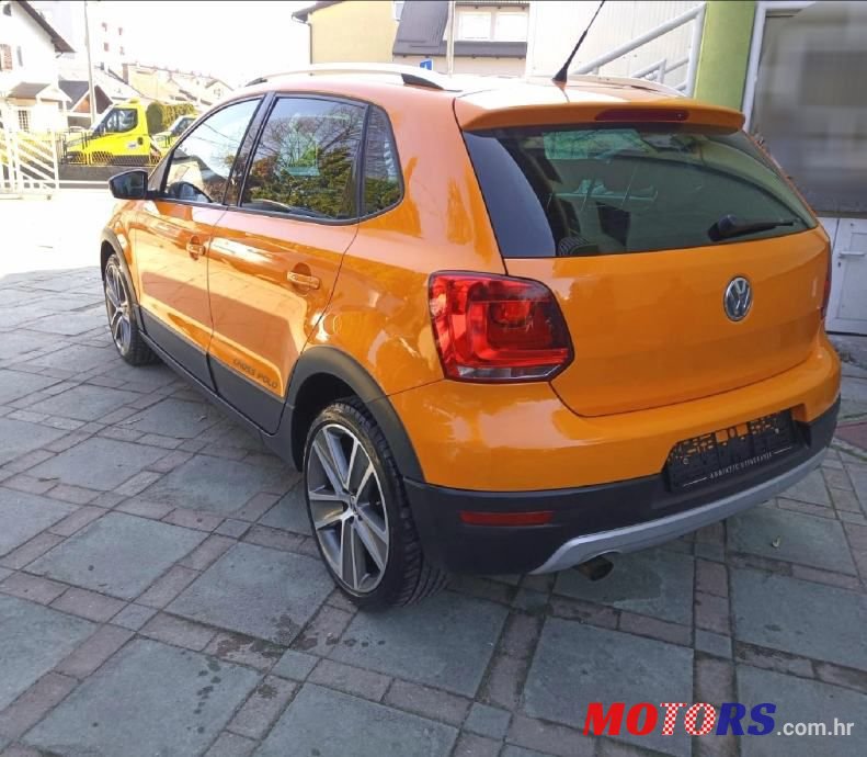 2013' Volkswagen Polo 1,6 Tdi photo #3