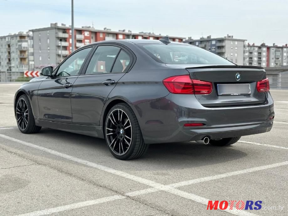2017' BMW Serija 3 318D photo #3