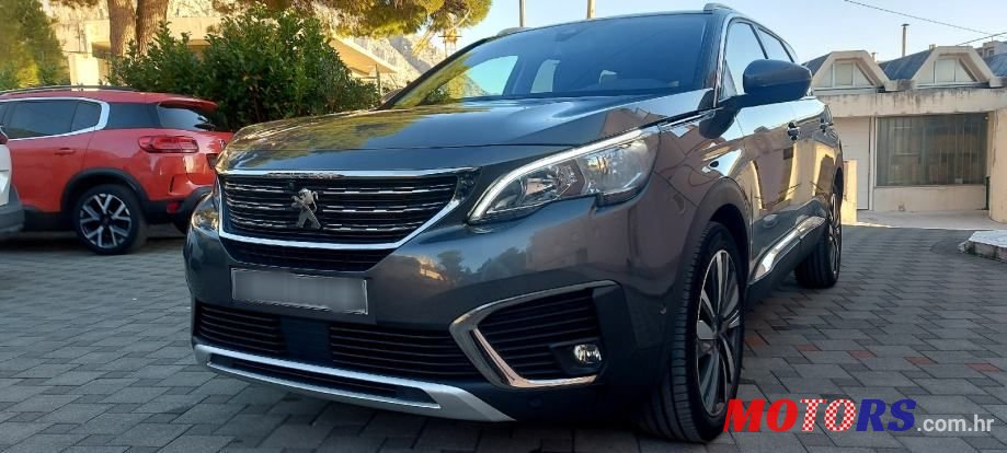 2018' Peugeot 5008 1,2 Puretech photo #6