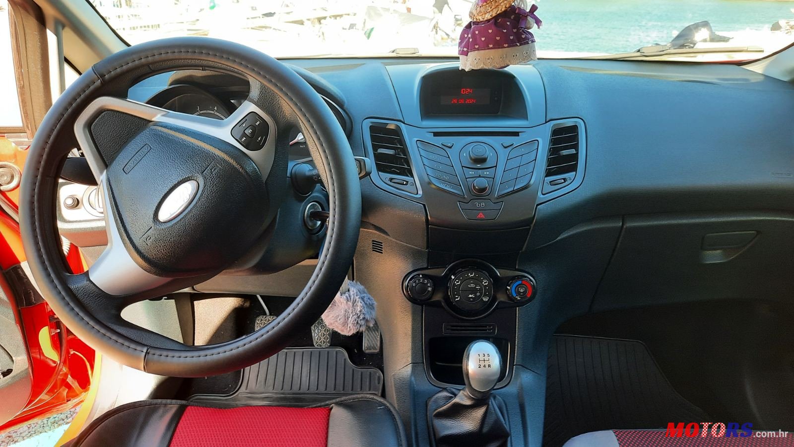 2012' Ford Fiesta 1.25 Duratec photo #4