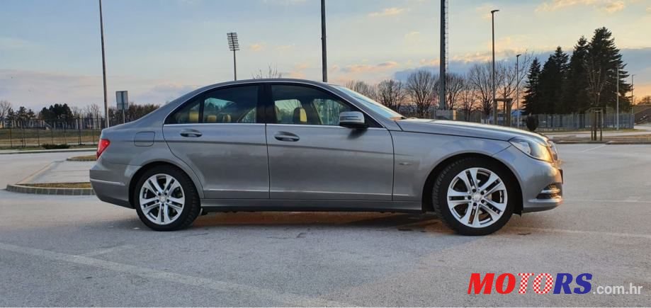 2011' Mercedes-Benz C-Klasa 220 Cdi photo #4