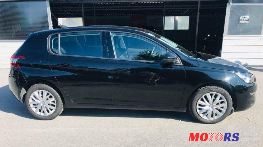 2016' Peugeot 308 photo #3