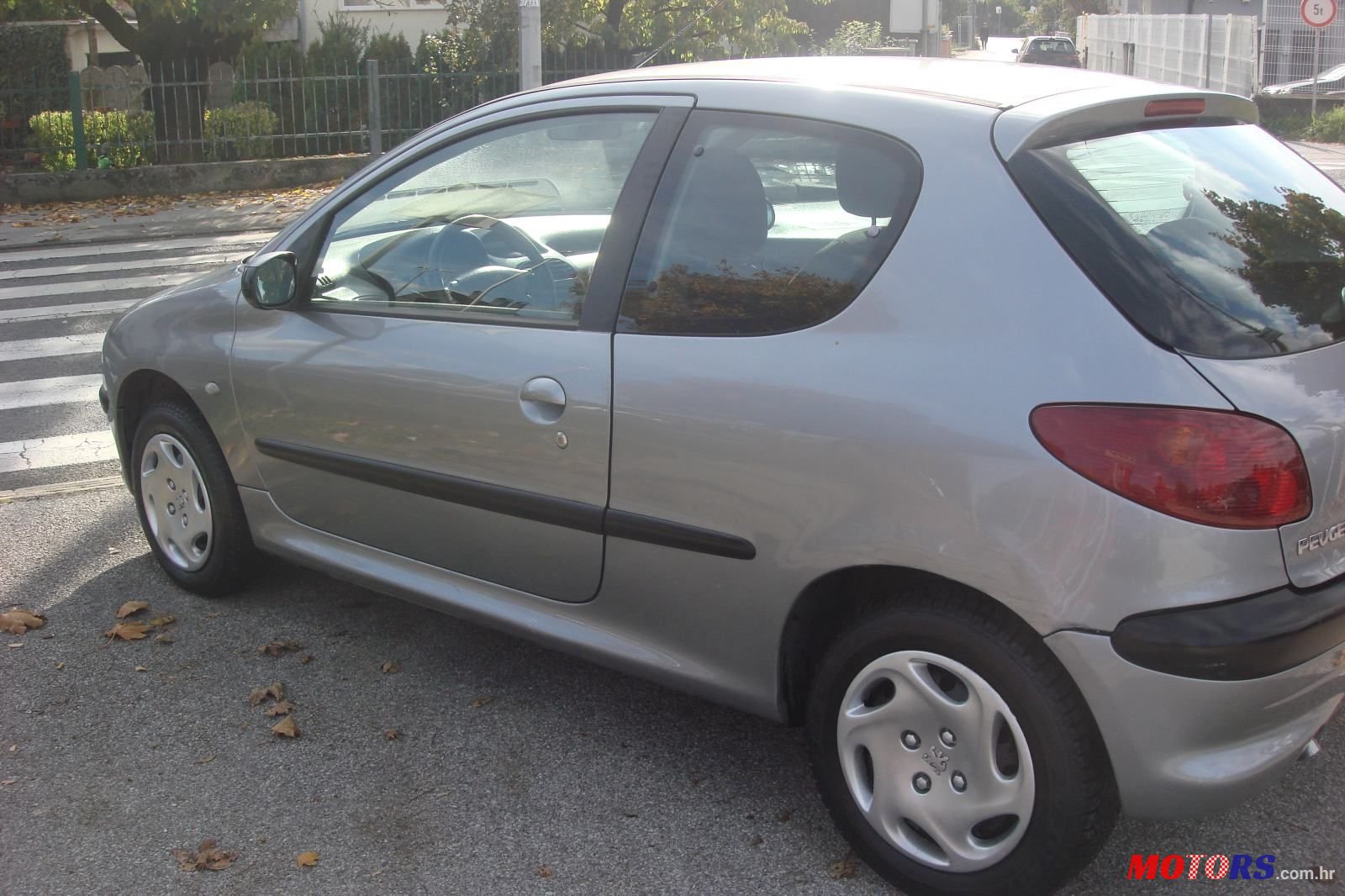 2003' Peugeot 206 photo #2
