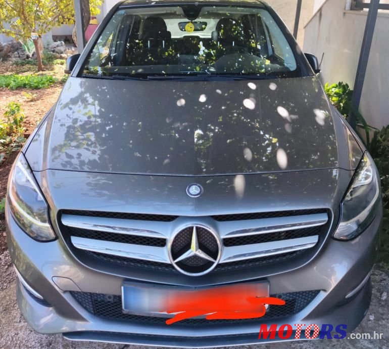 2015' Mercedes-Benz B-Klasa 180 Cdi photo #1