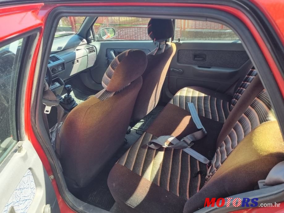 1998' Renault Clio 1,2 photo #1