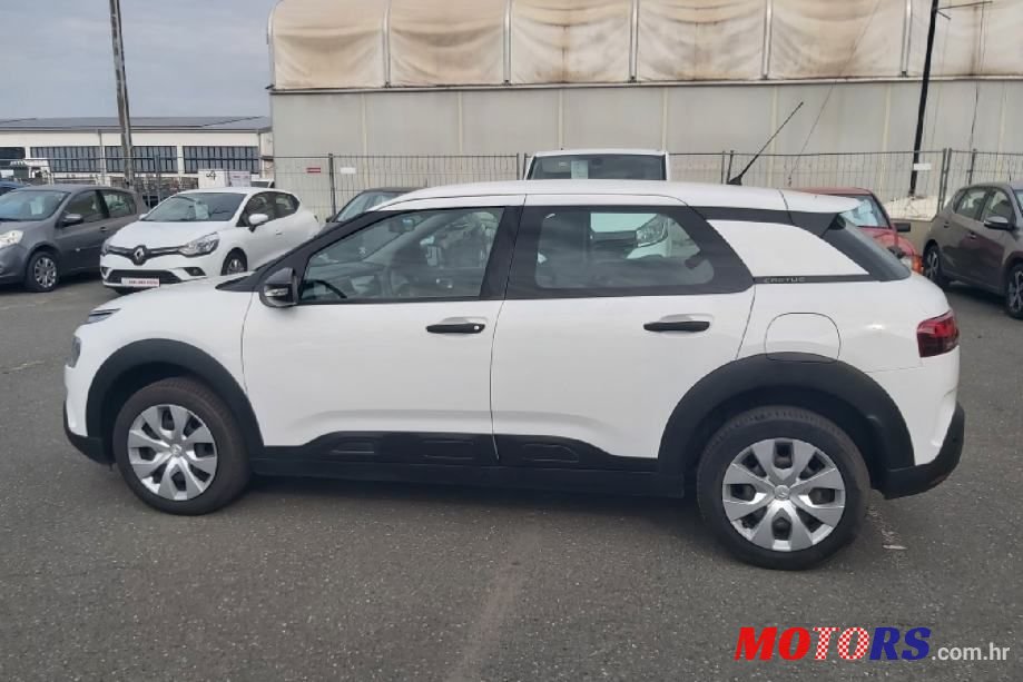 2018' Citroen C4 Cactus photo #3