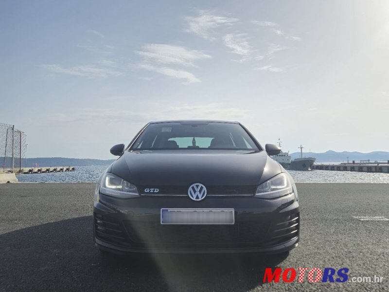 2015' Volkswagen Golf VII 2.0 Tdi photo #1