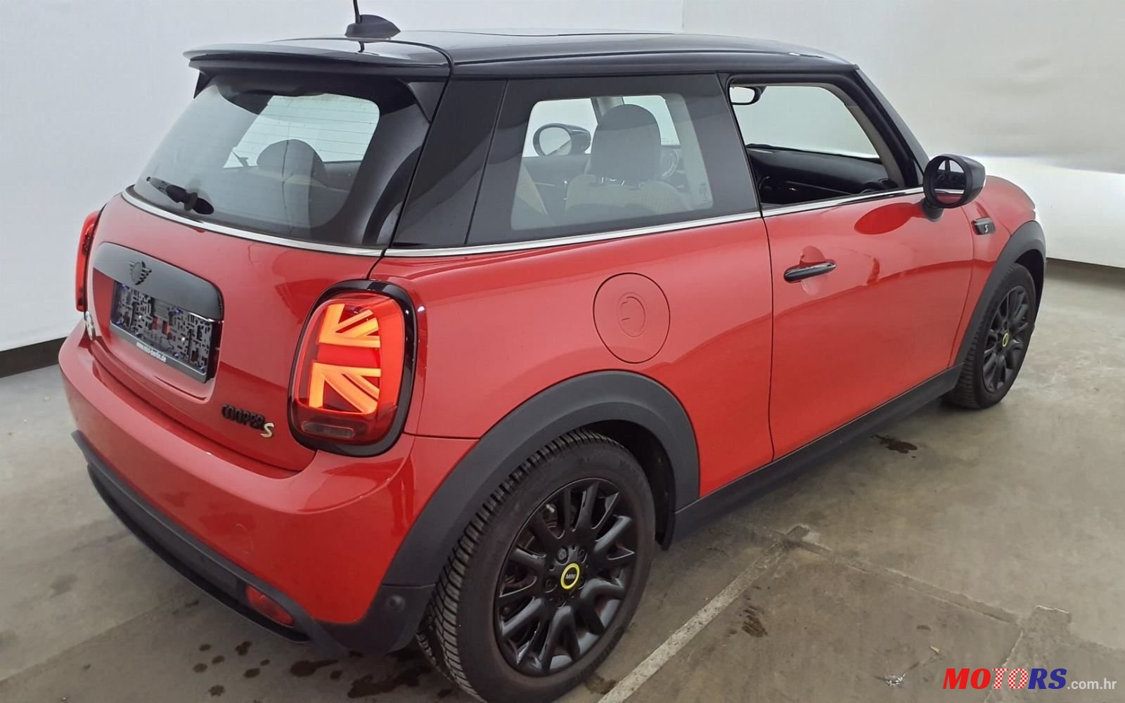 2021' MINI Cooper Se photo #6