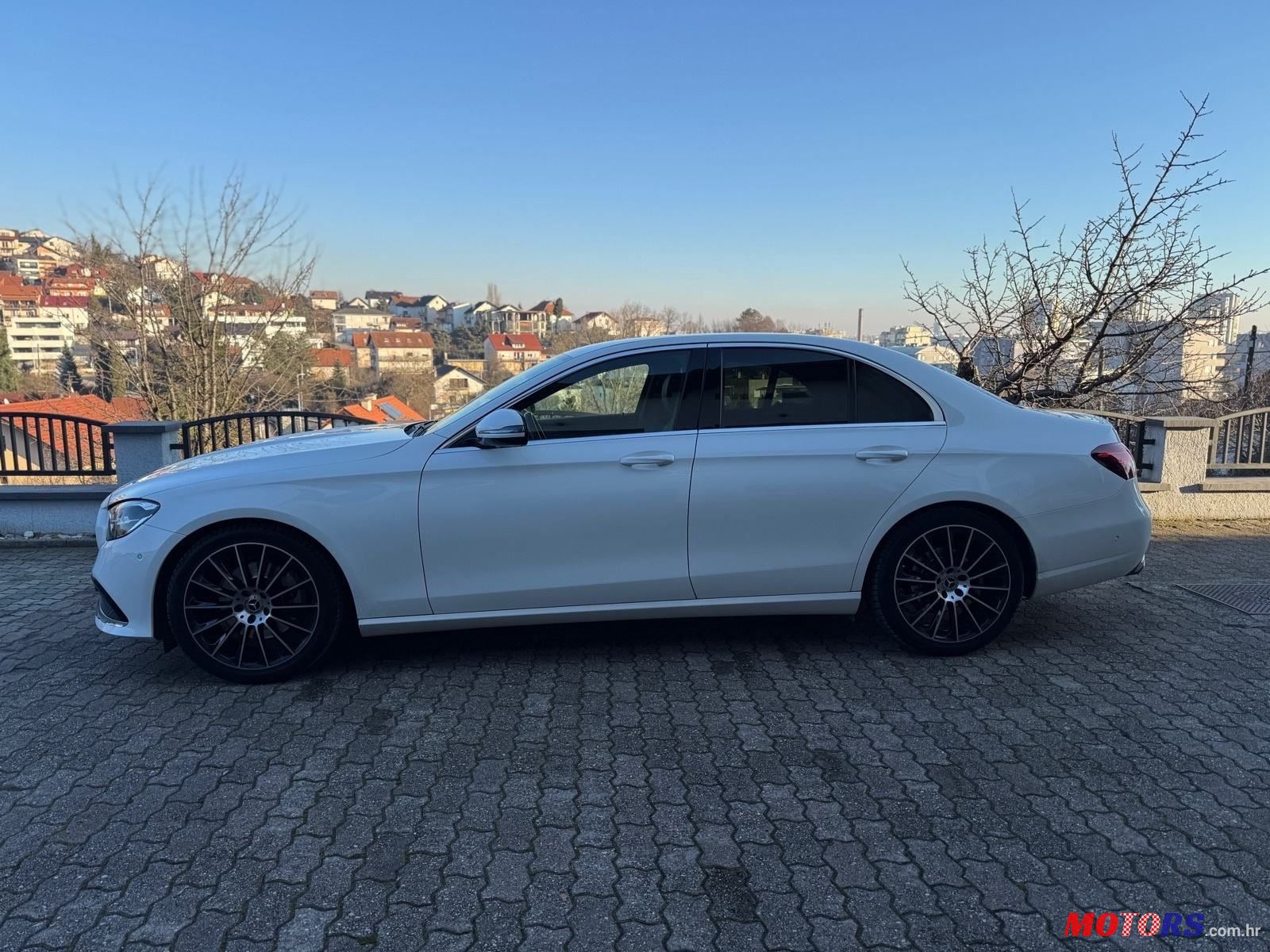2021' Mercedes-Benz E-Klasa E 220 photo #5