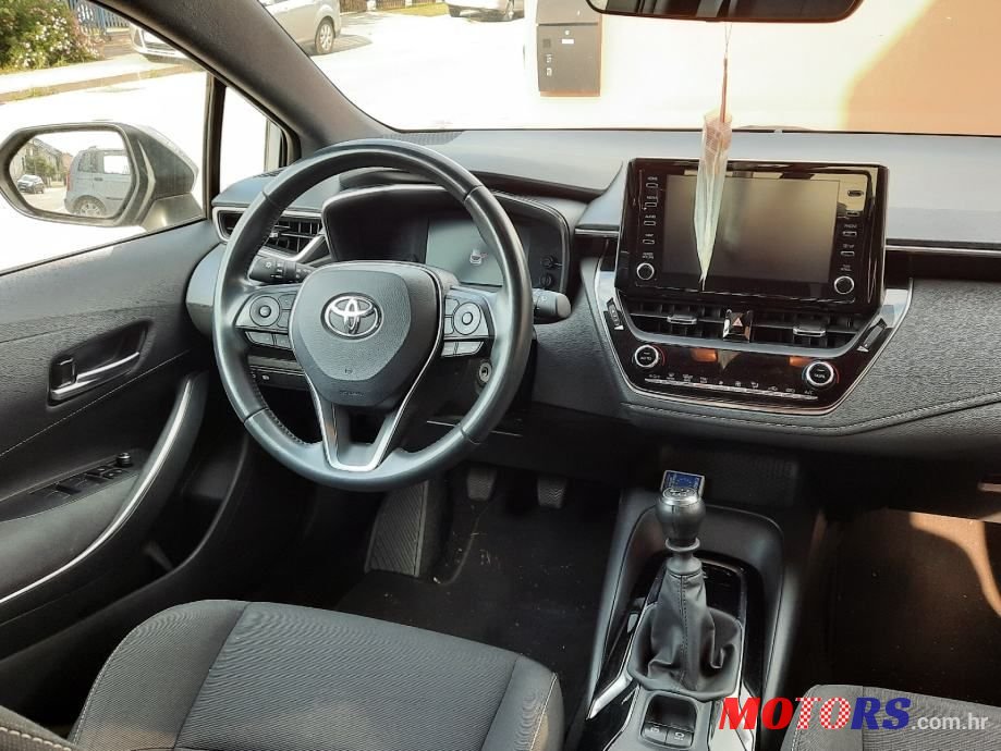 2019' Toyota Corolla 1,2 Turbo photo #6