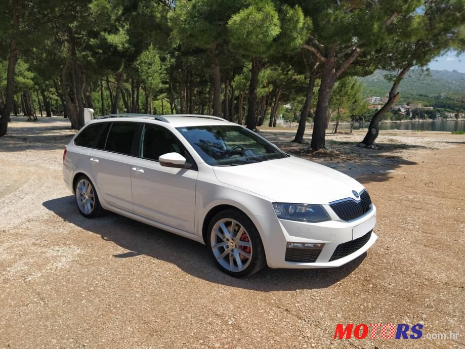 2015' Skoda Octavia Combi photo #4