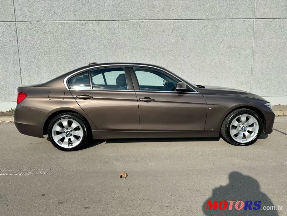 2013' BMW Serija 3 316I photo #6