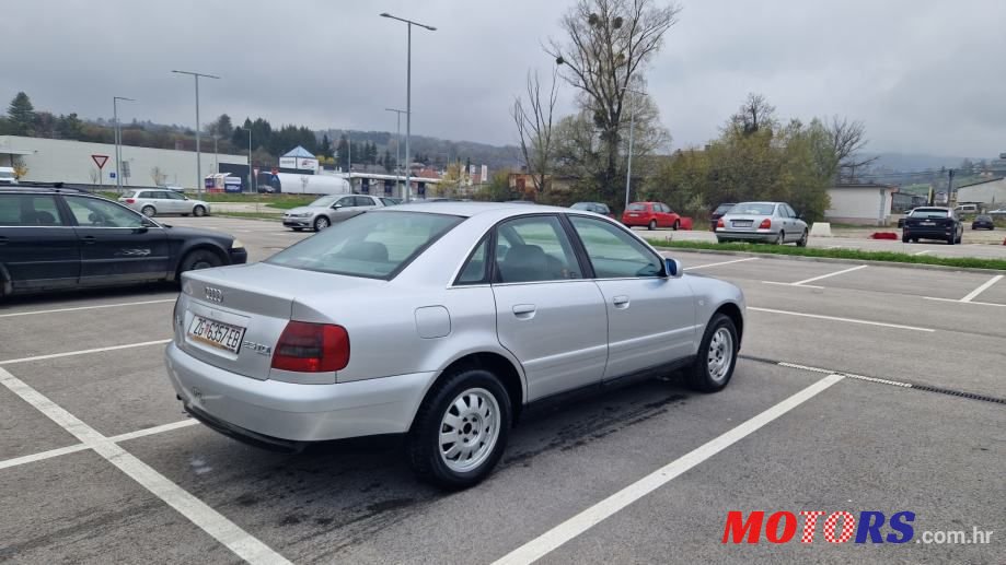 1999' Audi A4 2,5 V6 Tdi photo #4