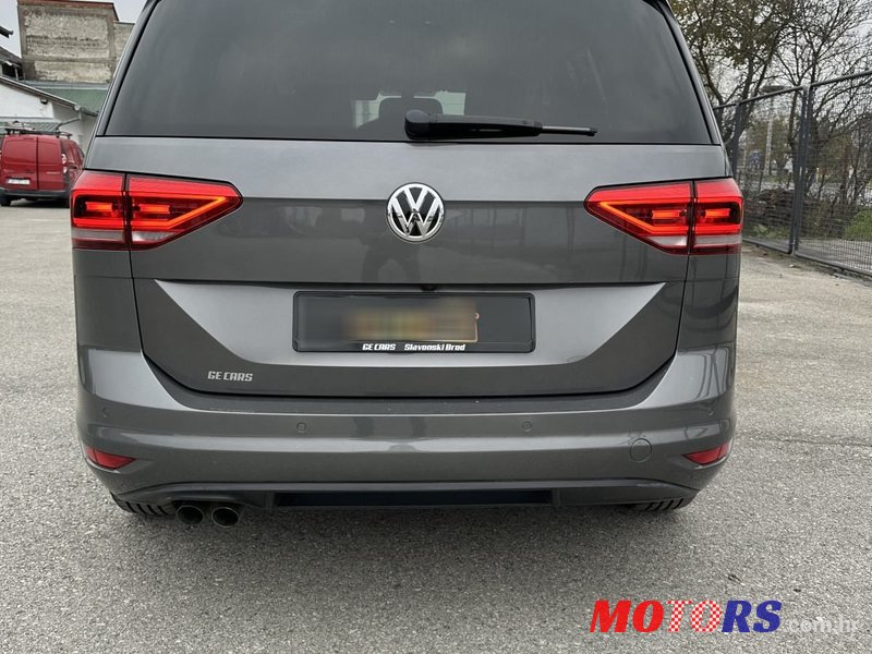 2016' Volkswagen Touran 2,0 Tdi photo #4