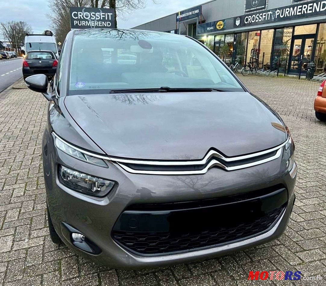 2017' Citroen C4 Picasso photo #2